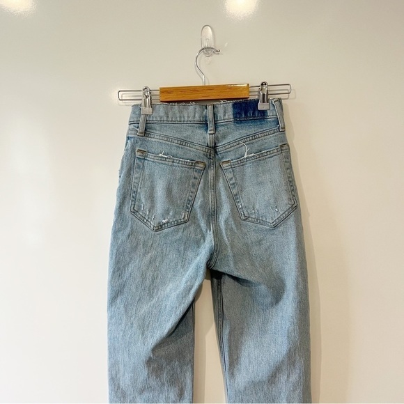 Abercrombie & Fitch High Rise Dad Jean Light With Criss-Cross Waistband - Picture 7 of 14